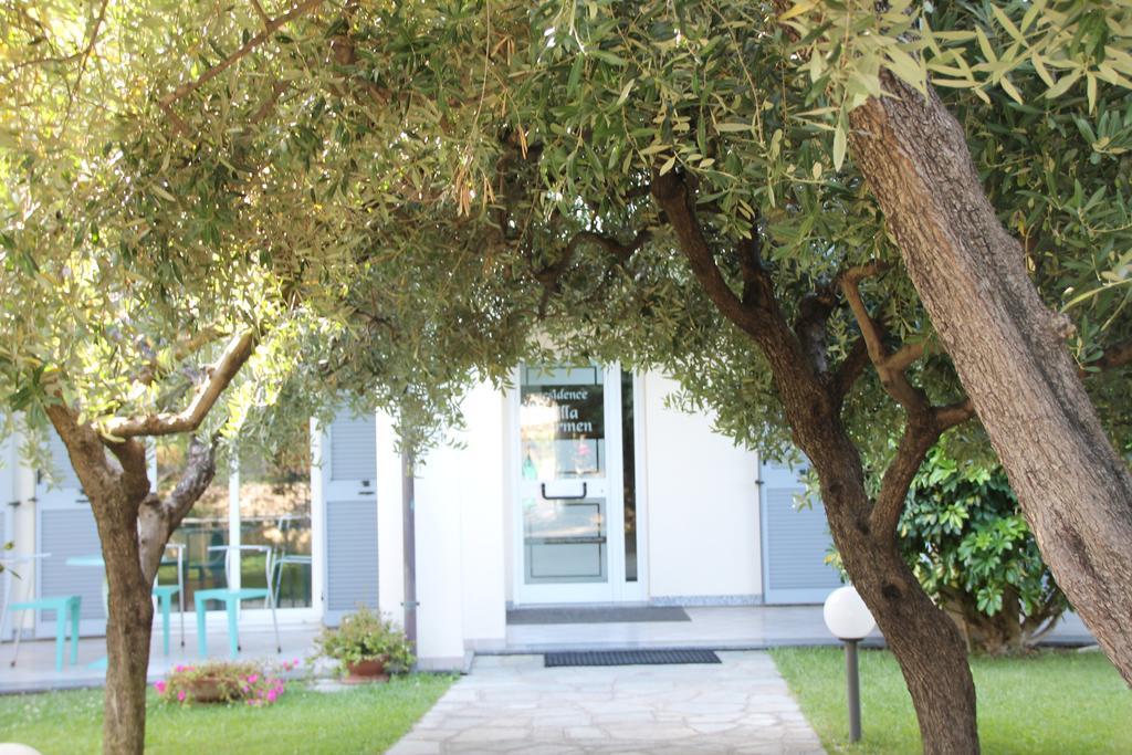 Residence Villa Carmen Fronte Mare A 50 Mt Pietra Ligure Exteriér fotografie