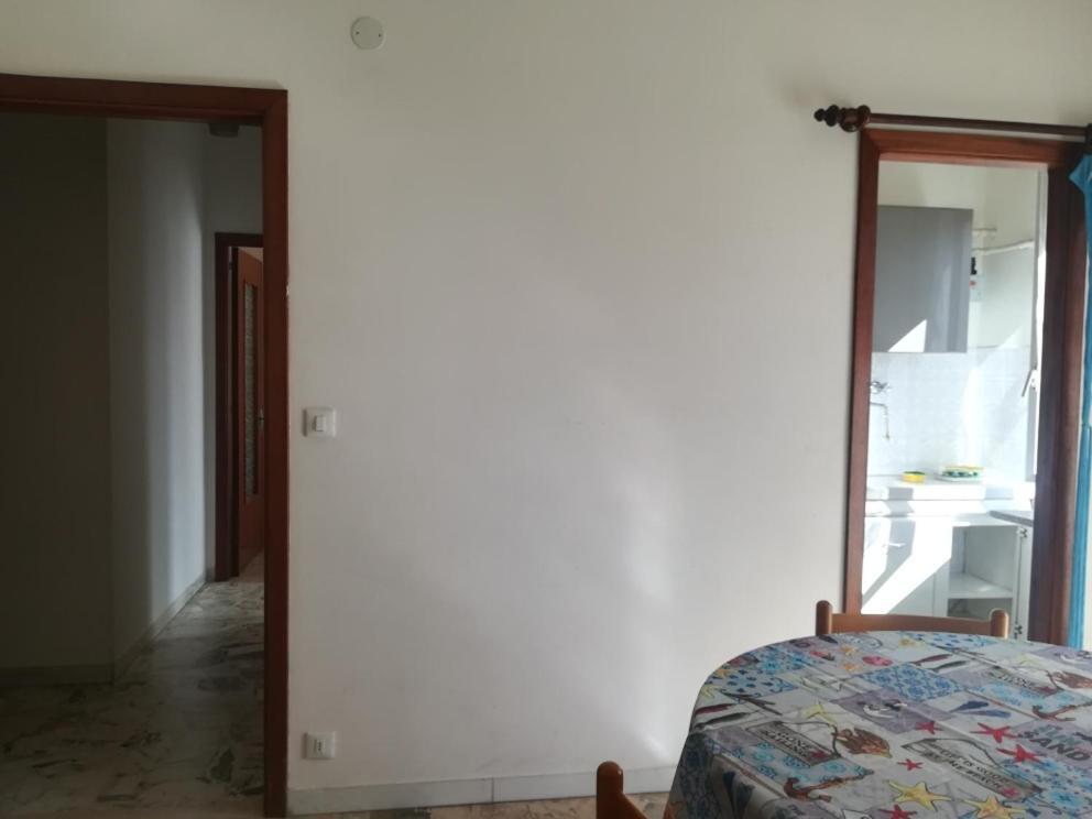 Residence Villa Carmen Fronte Mare A 50 Mt Pietra Ligure Exteriér fotografie