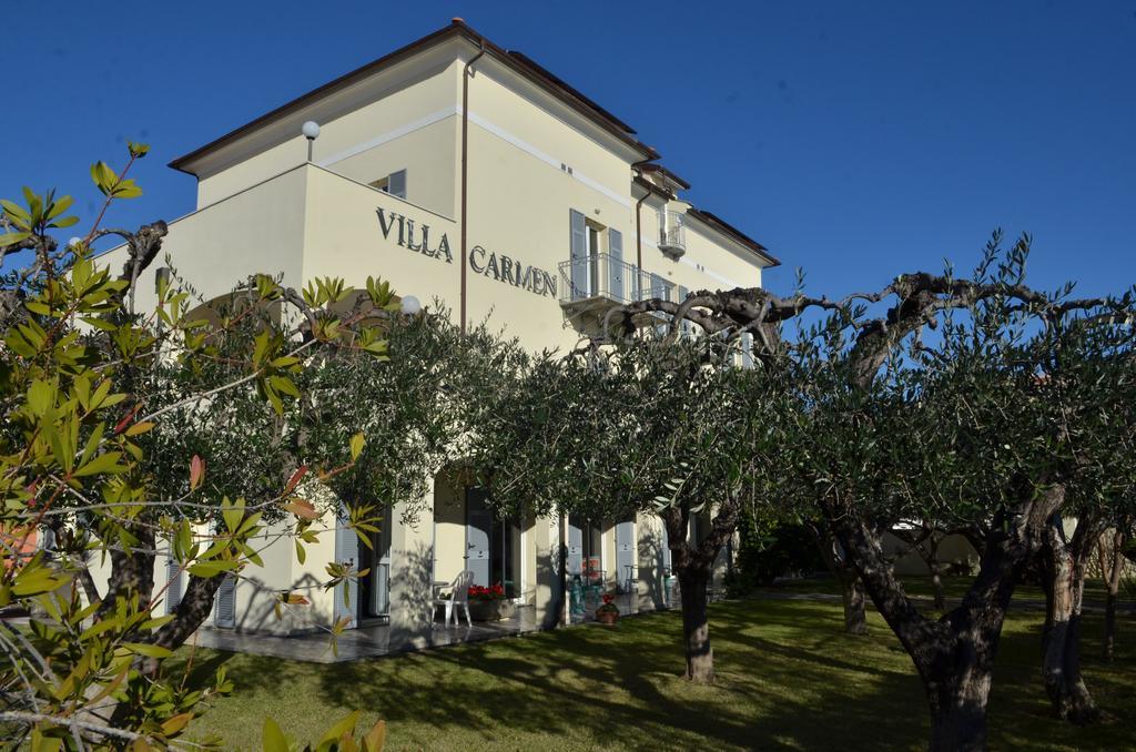 Residence Villa Carmen Fronte Mare A 50 Mt Pietra Ligure Exteriér fotografie