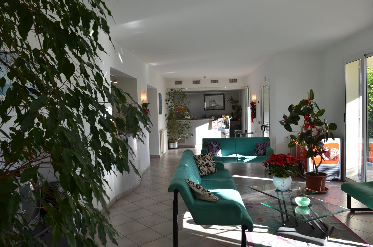 Residence Villa Carmen Fronte Mare A 50 Mt Pietra Ligure Exteriér fotografie